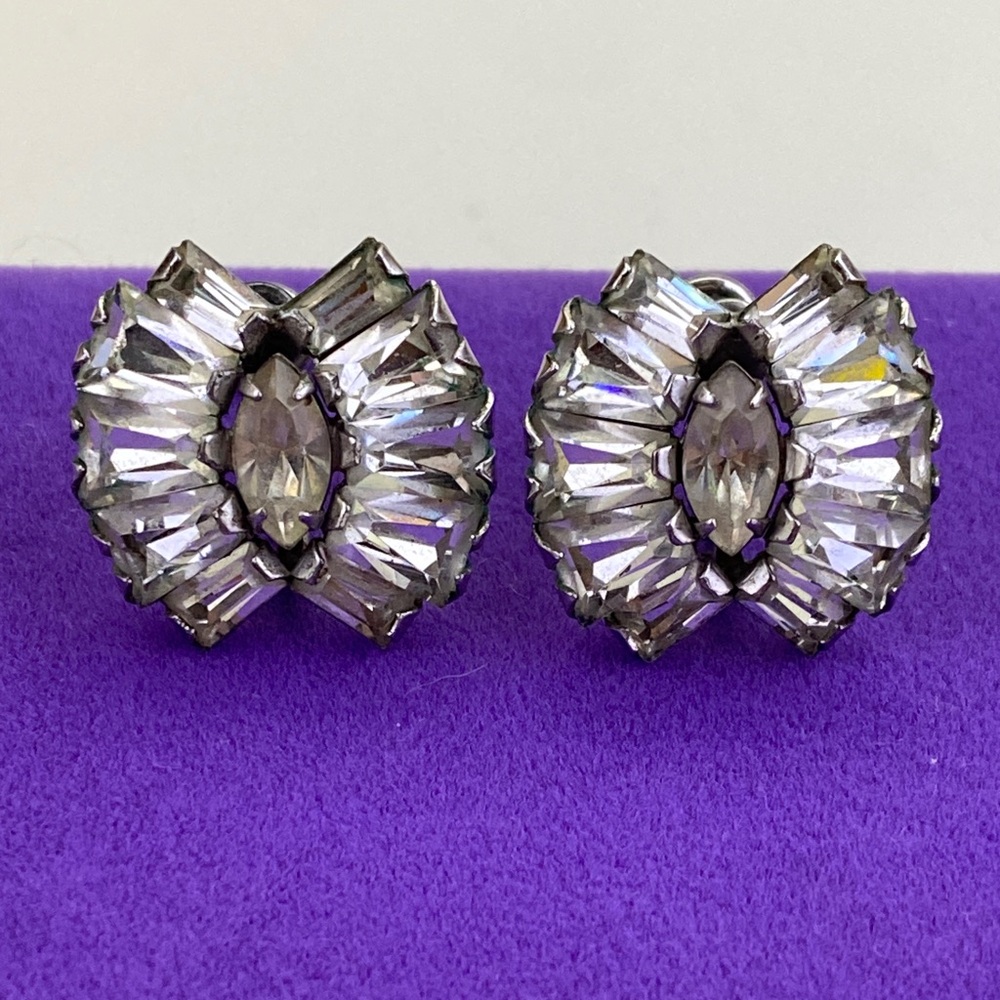 💛 Vintage Phyllis Sterling Silver Art Deco Crystal Fan Earrings | Glam Screwback